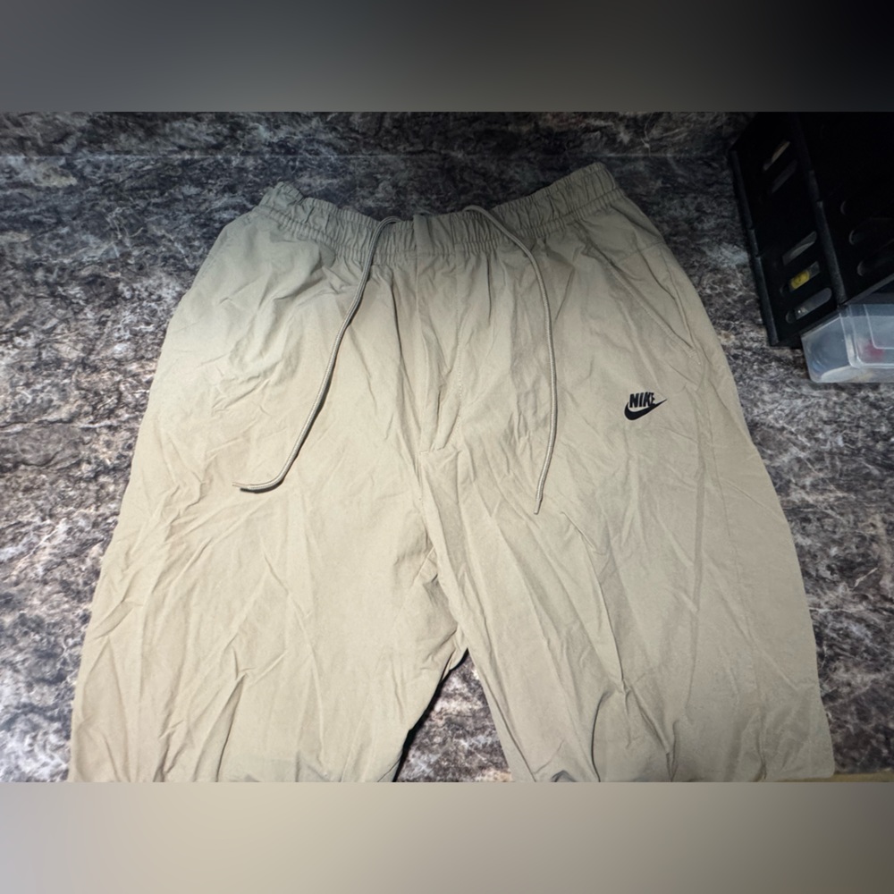 Nike Men's Light Tan Joggers